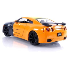 2009 - NISSAN GT-R (R35) - NARUTO COM BONECO - 1/24